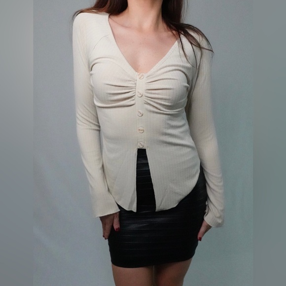 V-Neck Ribbed Knit Top in Cream - Picture 1 of 1